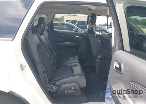 2018 Dodge Journey Crossroad z USA, uszkodzony, nr VIN 3C4PDCGG8JT515629